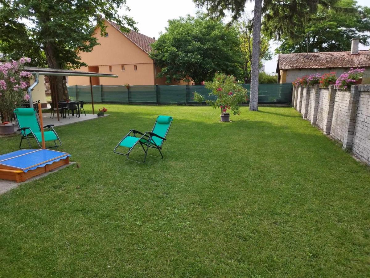 Tartos Szegfu Vendeghaz, Maganszallas Tazlar Екстер'єр фото